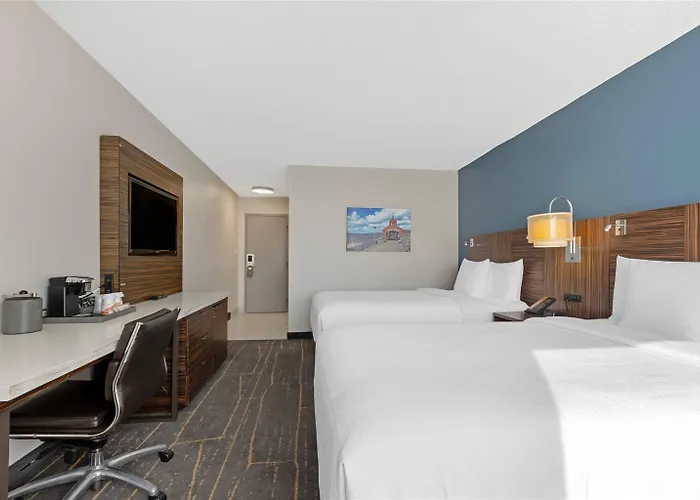 The Lux Hotel & Conference Center, An Ascend Collection Hotel