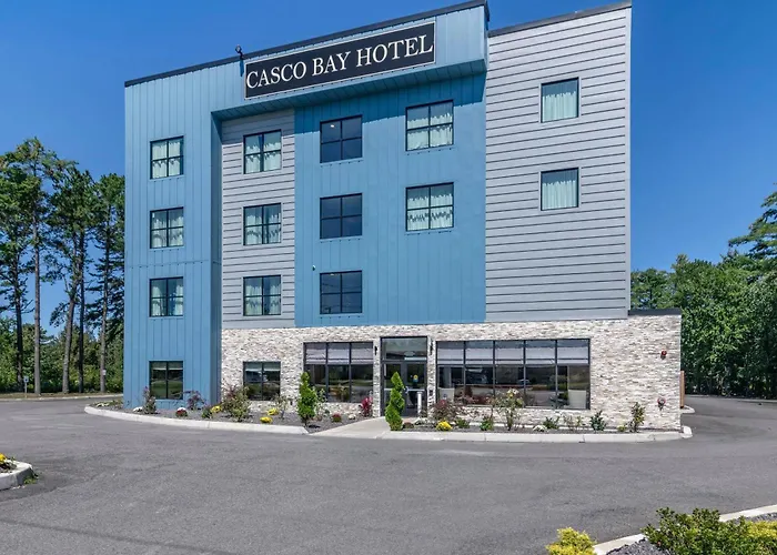 Casco Bay Hotel Portland Airport - Maine Mall, An Ascend Collection Hotel