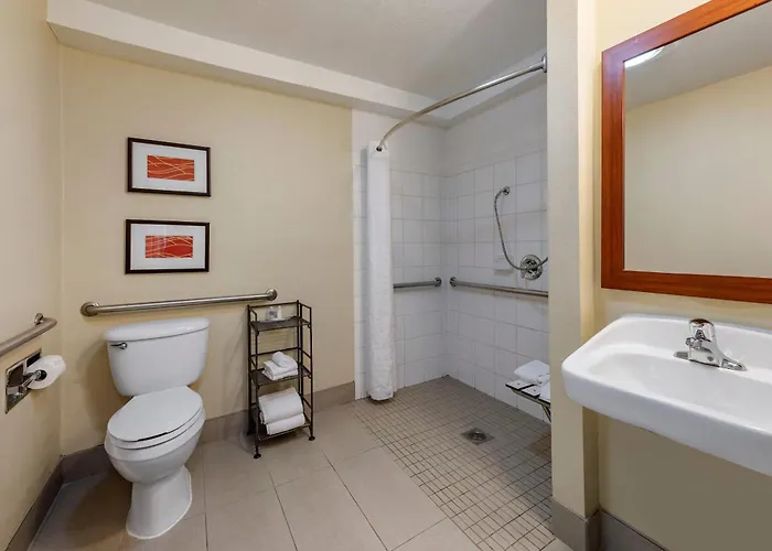 Comfort Inn & Suites Ventura Beach