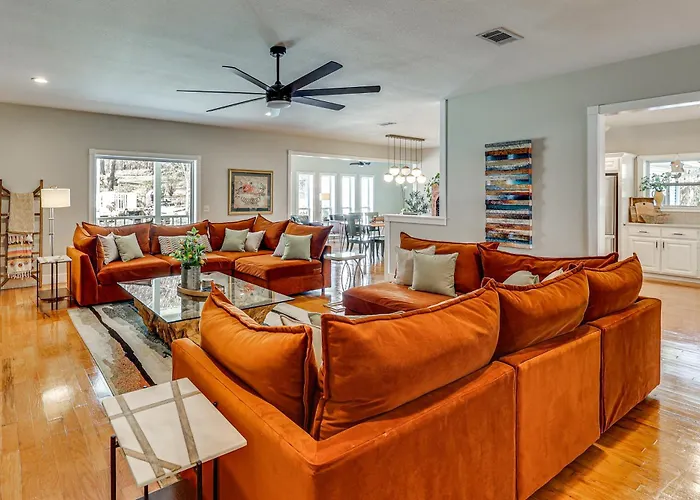 Spacious Getaway By Wolf Pen Gap 15 Acres And Pool!
