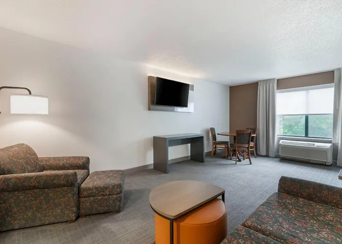 Comfort Inn & Suites Lake George