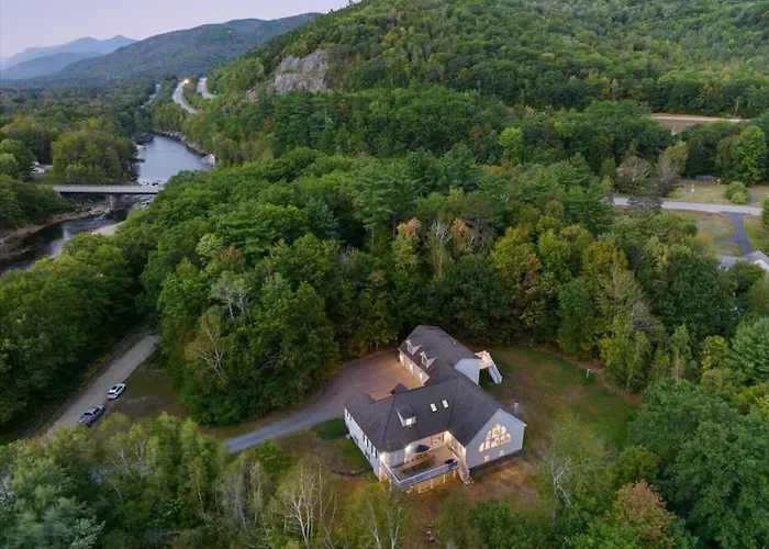 White Mountain Retreat With Theater, Fire Pit, Game Room And River Access