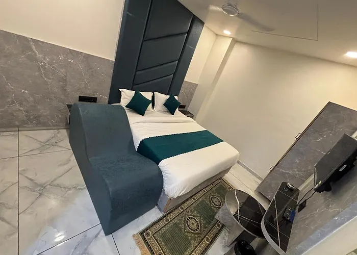 Hotel Prime Sky
