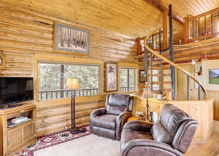 Wild Adventures In Eureka! Amish-Crafted Cabin