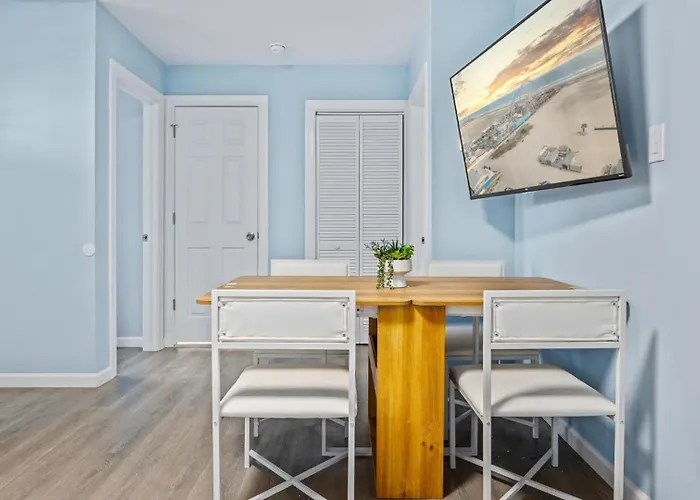 North Ww 3Br Cottage Near Beach Family-Friendly