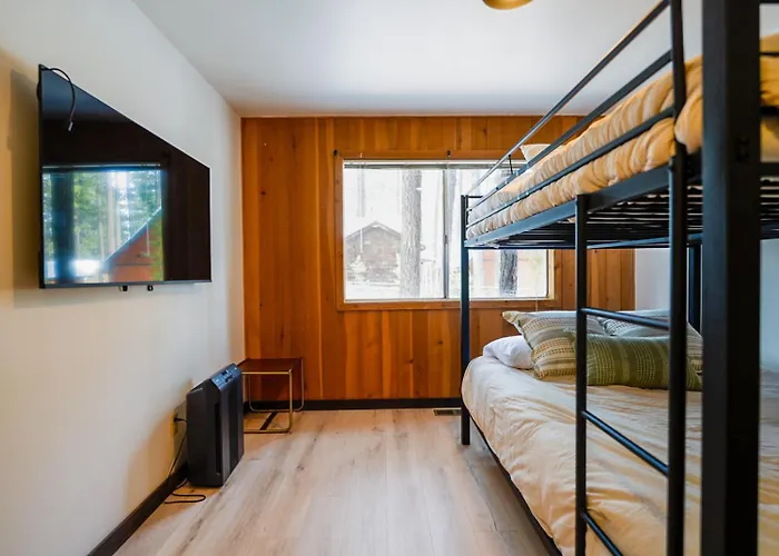 The Hideaway Big Bear | A Historic Log Cabin