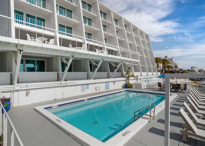 Inn On Destin Harbor, An Ascend Collection Hotel
