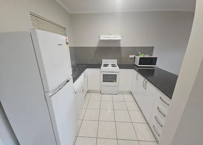 Tradewinds Mcleod Holiday Apartments Cairns
