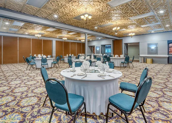 Surestay Plus Hotel By Best Western Reno Airport
