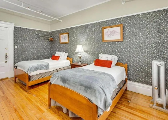 Thayers Inn