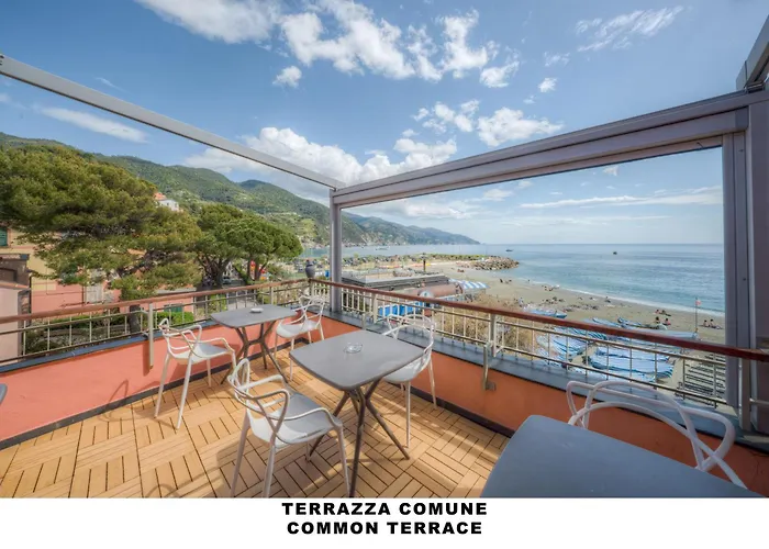 Affittacamere Lo Scoglio (Guesthouse)