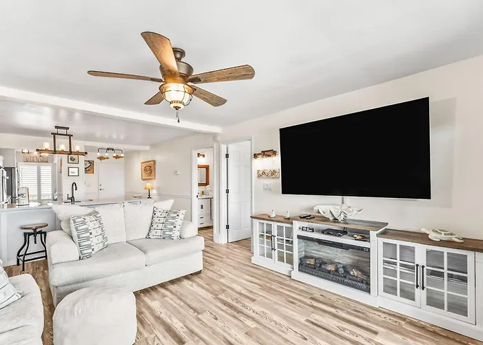 Oceanfront St Helena Island Condo W/ Beach Access!