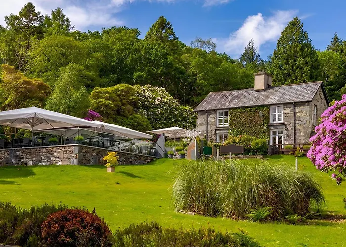 Aberdunant Hall, Snowdonia Porthmadog