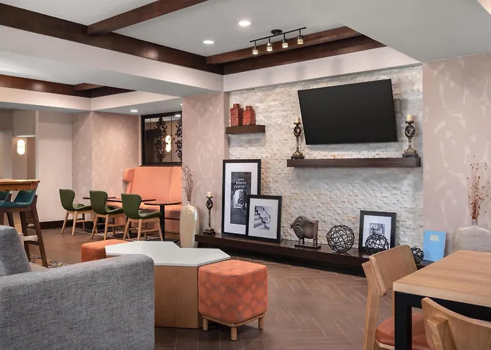 Hampton Inn & Suites Fresno