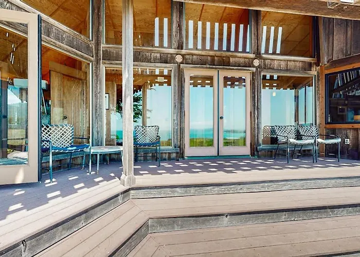 Curtis-Moulton Retreat