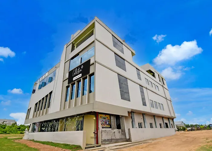 Super Oyo Collection O Rama Lakshmana Junction Srikakulam