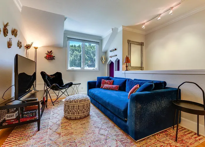 Novato Getaway: Pool, Hot Tub, Near Sf Bay!