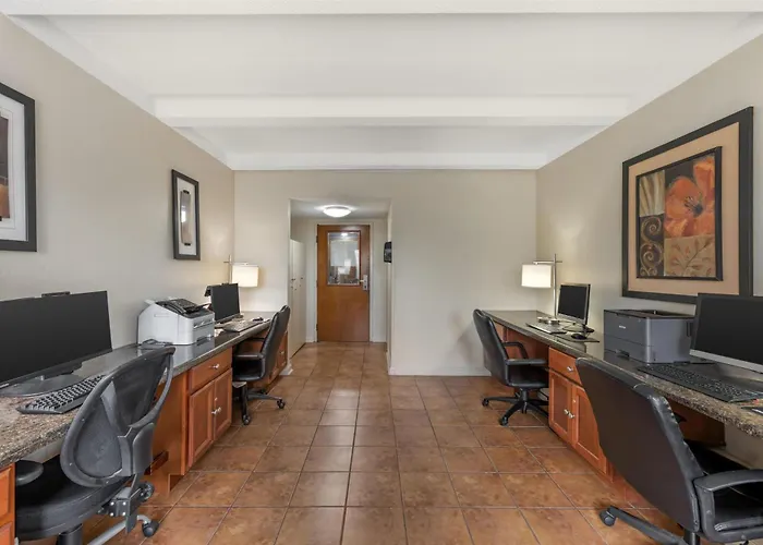 Best Western Plus Madison-Huntsville Hotel