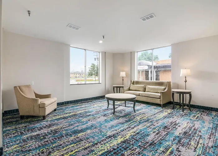 Quality Inn Rochester West