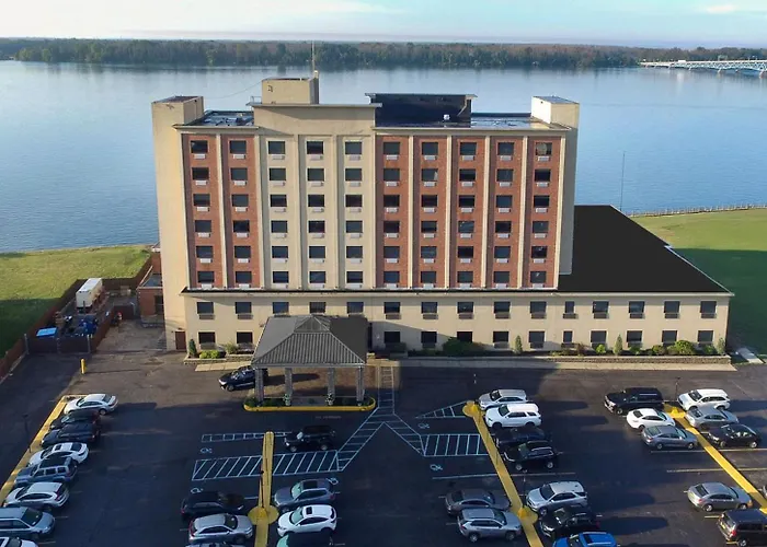 Crowne Plaza Niagara Falls Ny - Riverside By Ihg