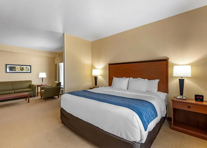 Comfort Inn & Suites Gateway To Glacier National Park