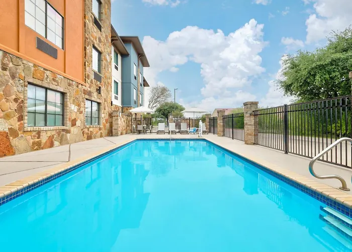 Holiday Inn Express Marble Falls By Ihg