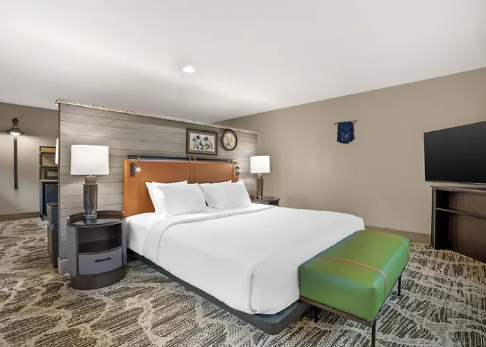 Best Western Plus Grantree Inn