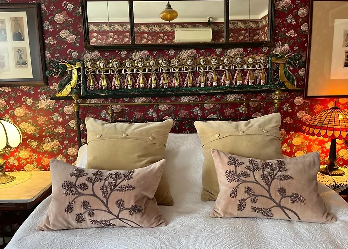 Munroe Inn Boutique Hotel