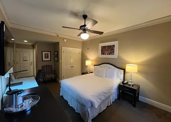 Kensington Park Hotel