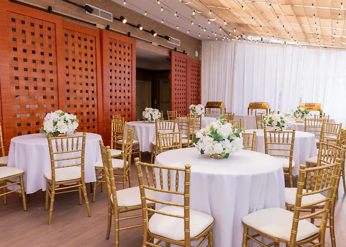 Holiday Inn Plainview-Long Island By Ihg