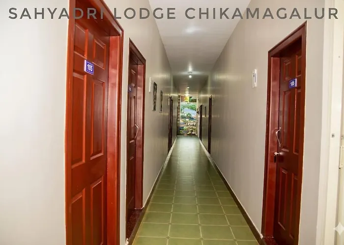 Sahyadri Lodge And Restaurant