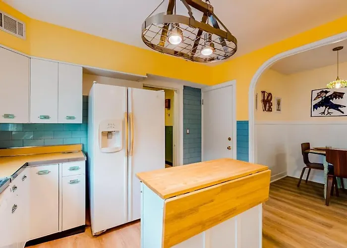 Dog-Friendly Historical Home With Recent Updates, Porch & Prime In-Town Location