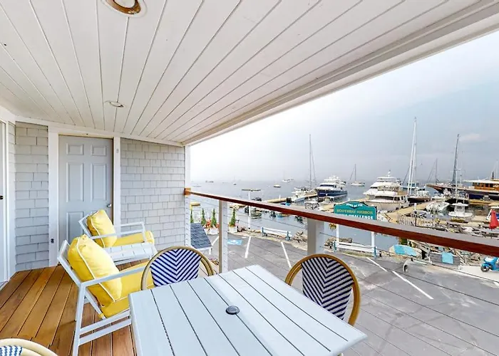 Oceanfront, Dog-Friendly Condo With Boothbay Harbor Views & Prime Location