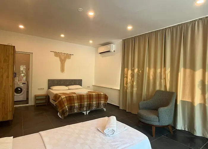 Kiris Garden Hotel