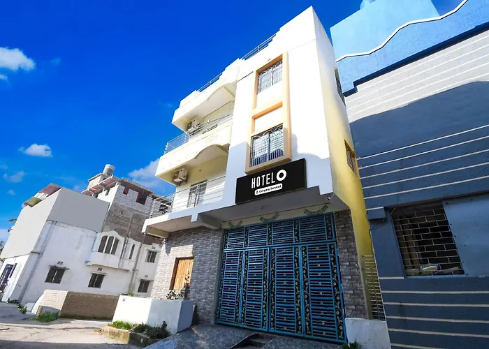 Super Hotel O Sarvodaya Nagar Near Railway Station