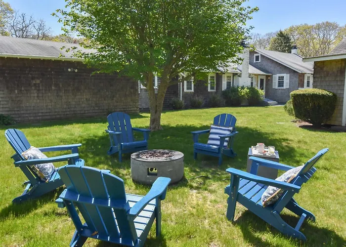 Spacious Beach House 6 Min Walk To Beach