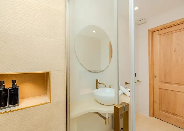 Antares Rooms And Suites