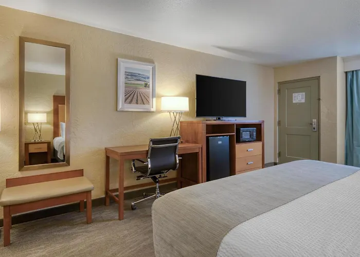 Best Western Foothills Inn