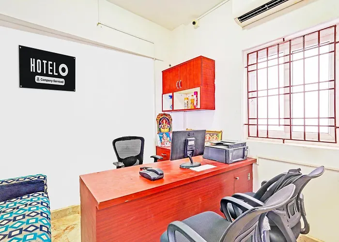 Hotel O Sholinganallur Near Anjaneya Temple