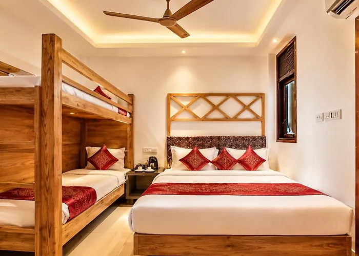 Hotel Bala Ji International New Delhi Railway Station