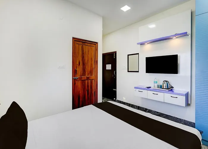 Hotel O Eswar Palace Pattabiram