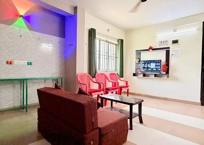 Aravind Guest House
