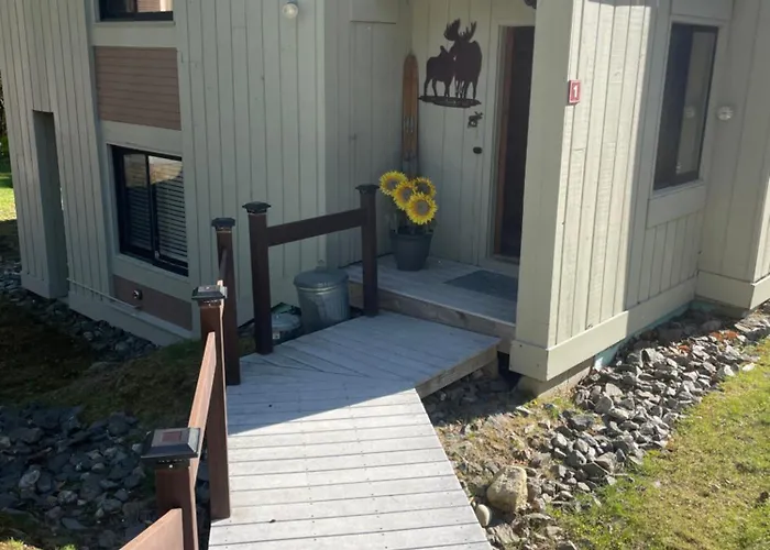 Pet Friendly Condo Near Loon With Ac And Passes To Loon Club Pool
