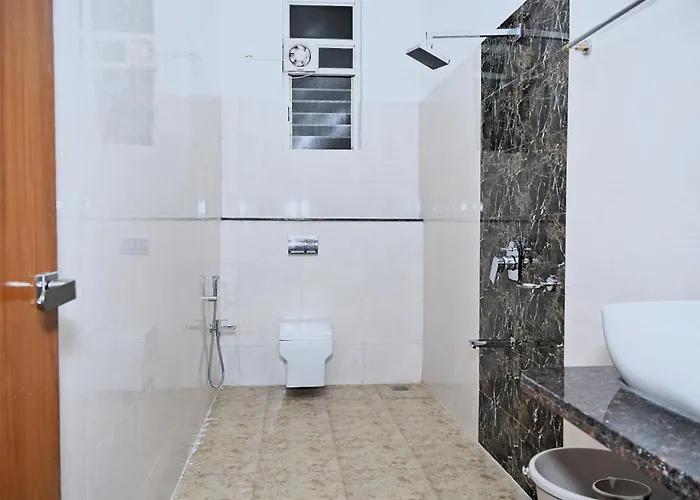 Hotel Travel Inn Vijayapura