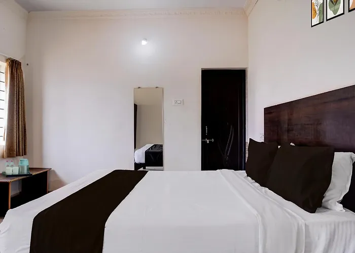 Collection O Sunset Point Pb Road Dharwad Formerly Crystal Resort