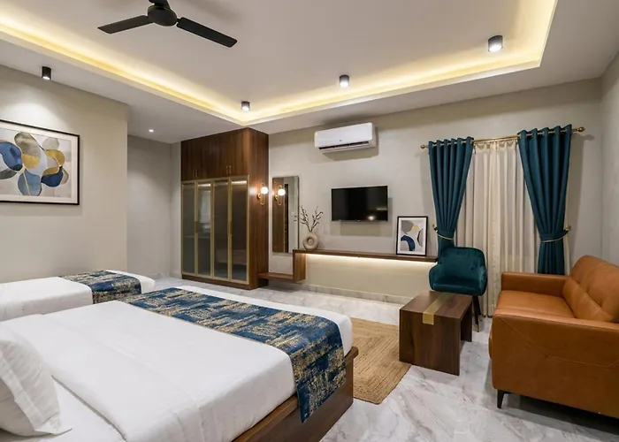 Hotel Shumo Grand Khammam