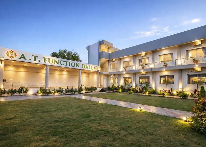 Hotel Seven Grand