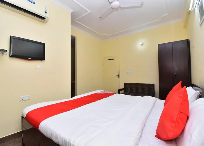 Hotel O Iqra Inn