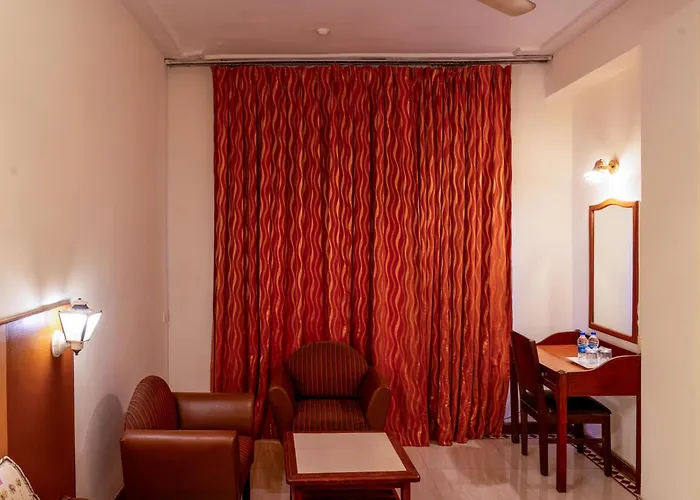 Belsons Taj Mahal Hotel