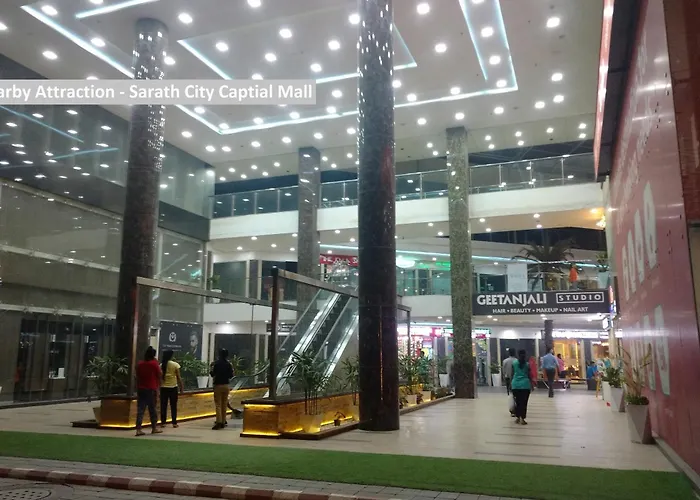 Super Hotel O Rudra Grand